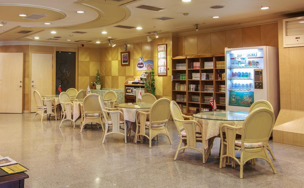 Hwa Du Hotel Tainan Luaran gambar