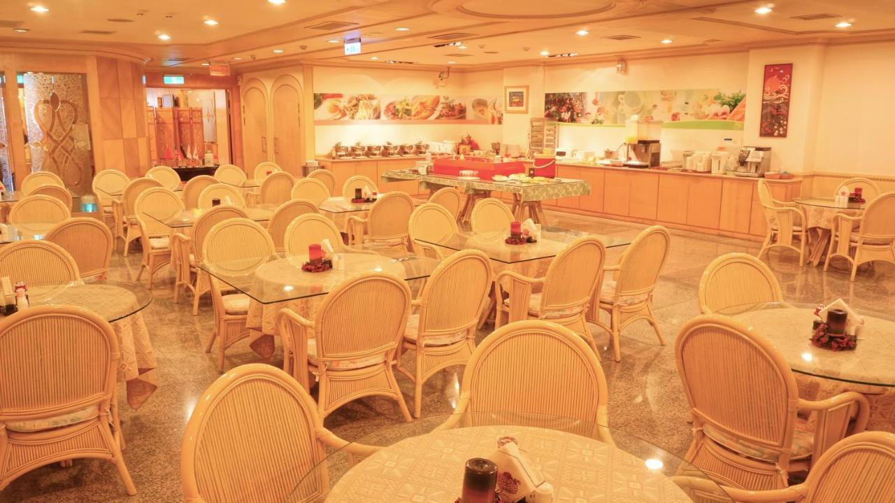Hwa Du Hotel Tainan Luaran gambar
