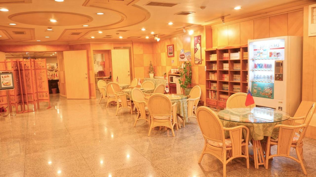 Hwa Du Hotel Tainan Luaran gambar