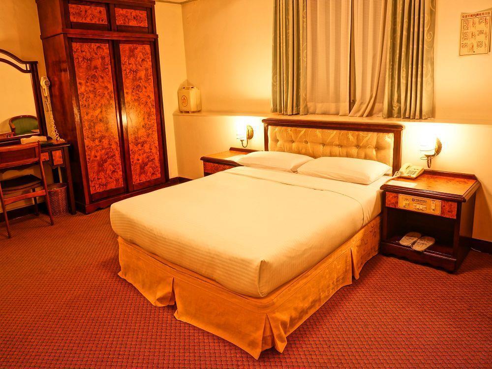 Hwa Du Hotel Tainan Luaran gambar