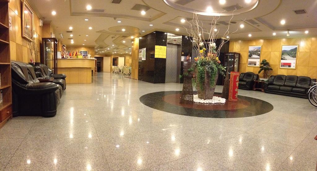 Hwa Du Hotel Tainan Luaran gambar